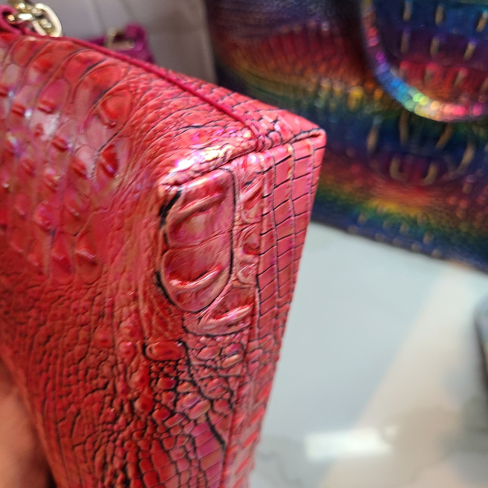 Brahmin Kayla Clutch Wristlet Pink Assorted Melbourne Pristine - Picture 5 of 6